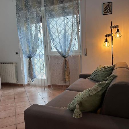 Ferienwohnung Le Marinare Lido di Ostia Exterior foto